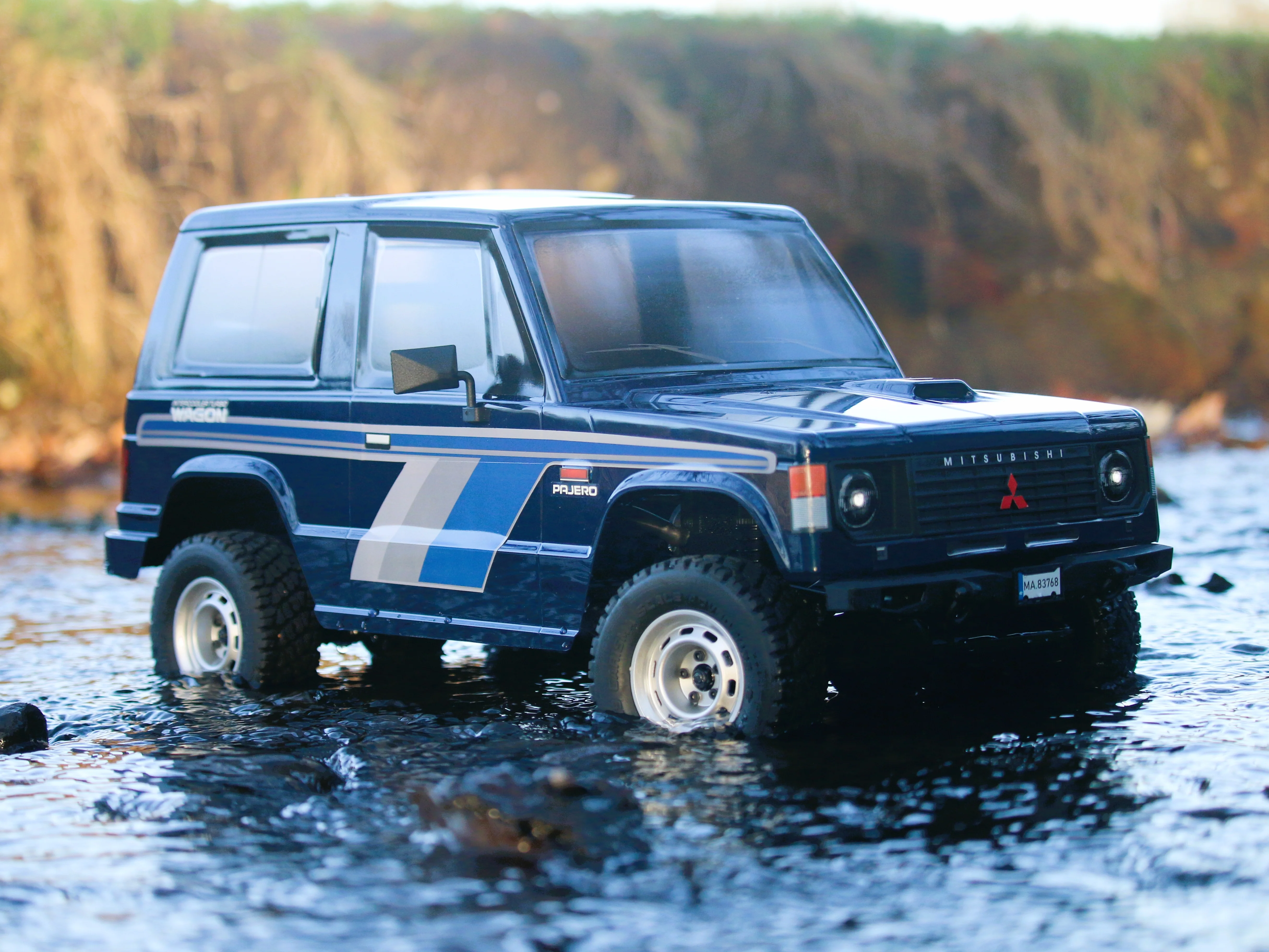 SCA-1E PAJERO XL-W PAINTED BODY SET 313mm WB - Image 2